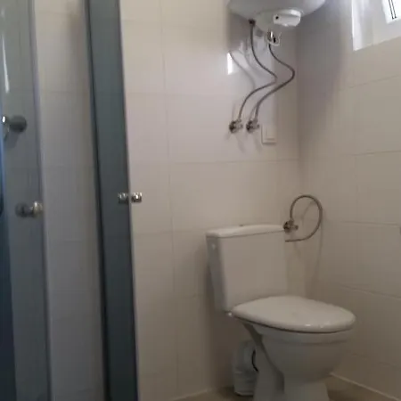 بيت خشبي Aqua