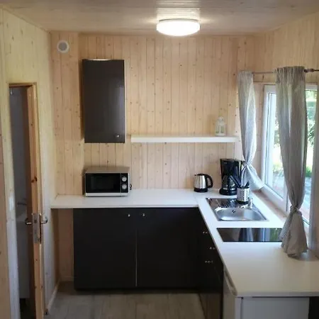 Lodge Aqua *