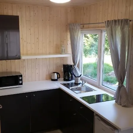 Aqua بيت خشبي *