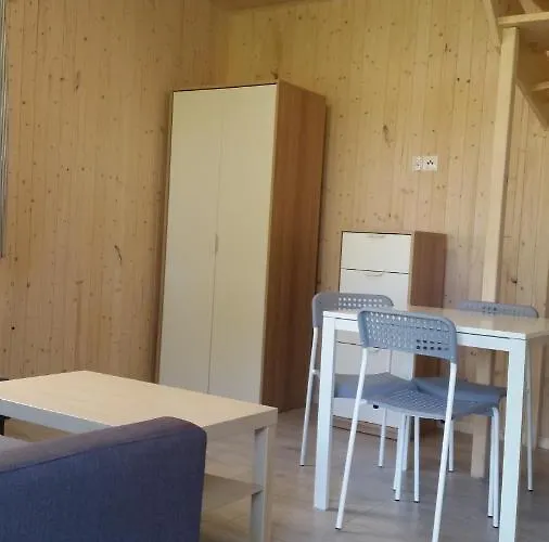 بيت خشبي Aqua